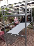 Hoogslaper Ikea met bureaublad, metaal., Huis en Inrichting, Ophalen, Gebruikt, 90 cm, Eenpersoons