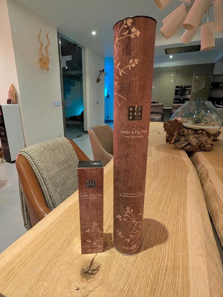 Rituals geurstokjes Under a Fig Tree - Groot & Klein, Huis en Inrichting, Woonaccessoires | Kandelaars en Kaarsen, Nieuw, Minder dan 25 cm