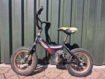 Kinderfiets klein beschikbaar voor biedingen