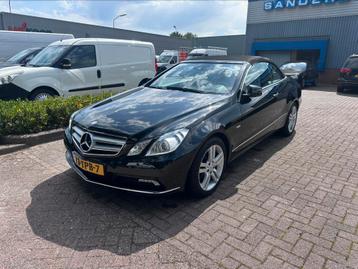 Mercedes-Benz E-Klasse 1.8 E200 CGI Cabriolet AUT 2010 Zwart beschikbaar voor biedingen
