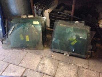 Zijruit origineel links& rechtsvoor links& rechtsachter bmw beschikbaar voor biedingen