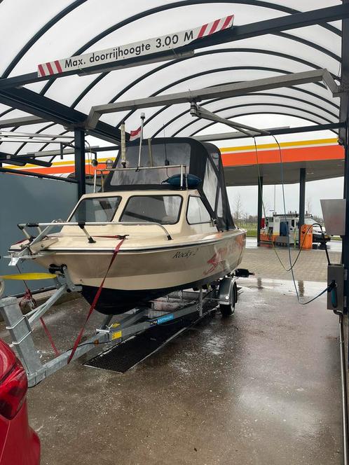 Beekman visboot binnen kant nieuw stoelen bodem accu’s, Watersport en Boten, Speedboten, Zo goed als nieuw, 3 tot 6 meter, Benzine