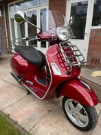Vespa 300 GTS Touring Rosso Metalic !, Ophalen of Verzenden