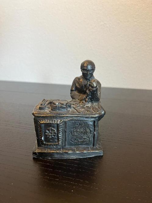 Bronzen beeld “De Geldwisselaar” -  Astrid Veldhuyzen-Koppen, Antiek en Kunst, Antiek | Koper en Brons, Brons, Ophalen of Verzenden
