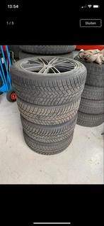 Vredestein Winterbanden met Velgen - 215/50 R17, Auto-onderdelen, Banden en Velgen, Ophalen, Banden en Velgen, 17 inch, Winterbanden