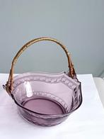 Vintage paars glazen bonbonschaal met leuke details, Antiek en Kunst, Antiek | Glas en Kristal, Ophalen of Verzenden