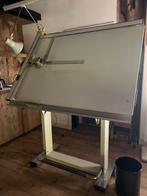 Neolt tekentafel type Leonar, Doe-het-zelf en Verbouw, Tekentafels, Verlichting, Gebruikt, 130 tot 150 cm, Ophalen