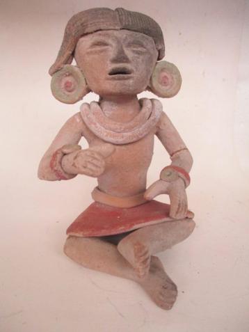 Pre colombiaans figuur, ceramiek, zittende figuur 11 cm hoog beschikbaar voor biedingen