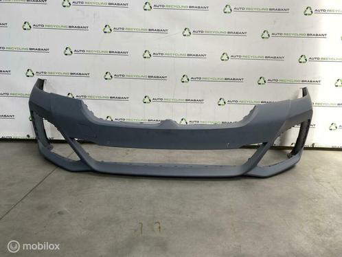 M Voorbumper BMW 5 serie G30 G31 LCI M PAKKET 51118098644, Auto-onderdelen, Carrosserie en Plaatwerk, Bumper, Voor, Gebruikt, Ophalen of Verzenden