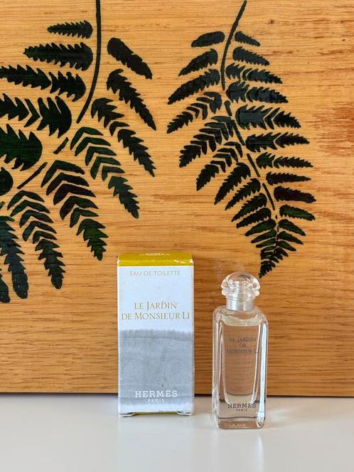 Parfumminiatuur Guerlain Le jardin de monsieur li - 7,5 ml, Verzamelen, Parfumverzamelingen, Zo goed als nieuw, Miniatuur, Gevuld