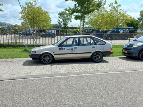 Toyota Corolla, Auto's, Toyota, Particulier, Corolla, Benzine, Hatchback, Overige kleuren, Bruin, Stof, Voorwielaandrijving, Ophalen