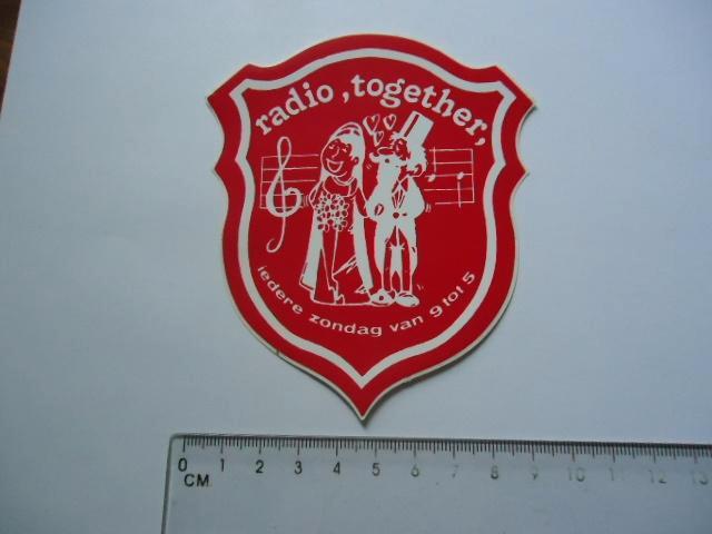 sticker oud Radio Together piraat retro zender ether ermelo, Verzamelen, Stickers, Zo goed als nieuw, Bedrijf of Vereniging, Verzenden