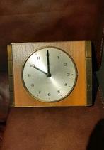 Vintage Junghans muur klok, Antiek en Kunst, Antiek | Klokken, Ophalen of Verzenden