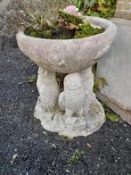 Prachtige plantenschaal gedragen door uilen beton., Ophalen, Rond, 40 cm of meer
