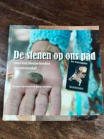 Nicolien de Kroon - De stenen op ons pad, Spiritualiteit algemeen, Ophalen of Verzenden, Zo goed als nieuw, Nicolien de Kroon; Agnès Schluter