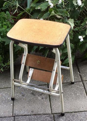 Brabantia keukentrapje/ kruk. Jaren 60 in goede staat beschikbaar voor biedingen