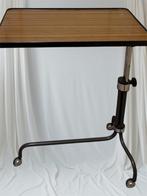 Antieke bedtafel, Ophalen