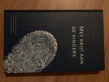 Met krijt aan de vingers  beschikbaar voor biedingen