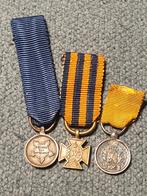 3 miniatuur medailles 1830 - 1832 zeer kleine maat, Ophalen of Verzenden, Landmacht, Nederland, Lintje, Medaille of Wings