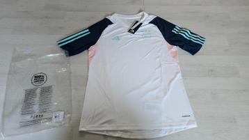 Ajax Training Shirt! Seizoen 23/24! Mt 176/S! NIEUW! beschikbaar voor biedingen