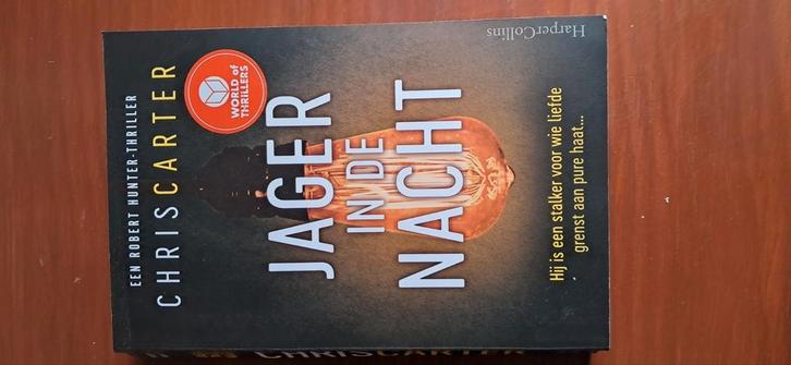 Chris Carter - Jager in de nacht, Boeken, Thrillers, Zo goed als nieuw, Ophalen