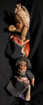 Oude popjes in Volendams kostuum, Verzamelen, Poppen, Ophalen of Verzenden, Gebruikt, Pop