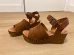 Sandaaltjes bruin maat 38, Kleding | Dames, Schoenen, Bruin, Zo goed als nieuw, Miss Behave, Sandalen of Muiltjes