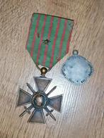 Franse WO1 medaille en hanger 1914, Verzamelen, Ophalen of Verzenden, Landmacht, Overige gebieden, Lintje, Medaille of Wings