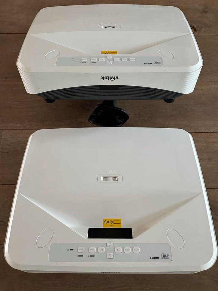 Vivitek DH765Z-UST Beamers - Ultra Short Throw, Audio, Tv en Foto, Beamers, Gebruikt, DLP, Full HD (1080), Ophalen of Verzenden