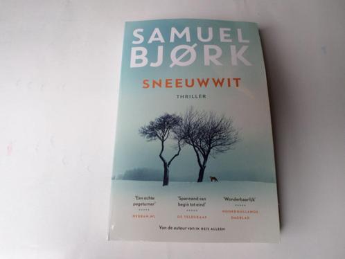Samuel Bjork - Sneeuwwit, Boeken, Thrillers, Zo goed als nieuw, Nederland, Ophalen of Verzenden