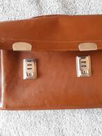 Vintage Aktetas, Sieraden, Tassen en Uiterlijk, Tassen | Schooltassen, Bruin, Aktetas of Boekentas, Ophalen of Verzenden, Zo goed als nieuw