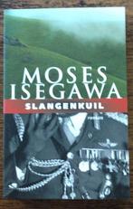 Slangenkuil - Moses Isegawa, Boeken, Ophalen of Verzenden, Zo goed als nieuw, Nederland