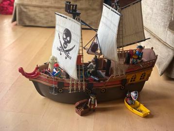 Vintage Piratenschip met Accessoires playmobil beschikbaar voor biedingen