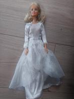 Barbie bruid, Verzamelen, Ophalen of Verzenden, Gebruikt, Kleertjes