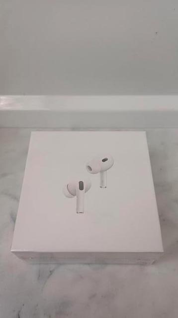 Nieuwe Apple AirPods Pro 2 met active noise Cancelation  beschikbaar voor biedingen