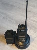 Motorola GP380 UHF, Gebruikt, Ophalen of Verzenden, Portofoon of Walkie-talkie, Met broekklem