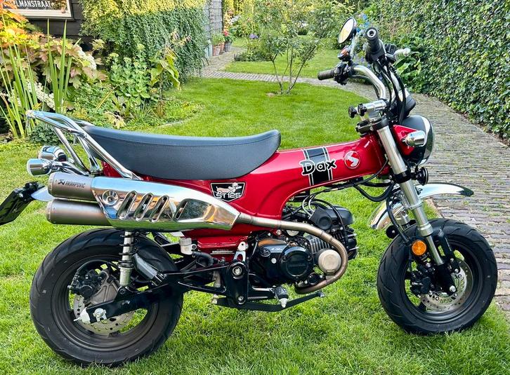 Akrapovic uitlaat Honda Dax Monkey 125, Motoren, Onderdelen | Honda, Ophalen of Verzenden