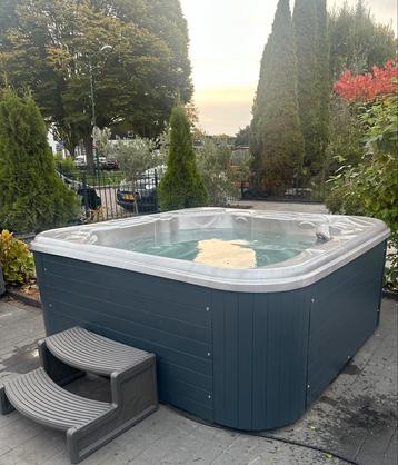 Jacuzzi gecko 6 persoons beschikbaar voor biedingen