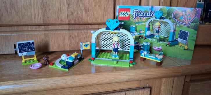 Lego Friends 41330 Voetbaltraining, Kinderen en Baby's, Speelgoed | Duplo en Lego, Zo goed als nieuw, Lego, Complete set, Ophalen of Verzenden