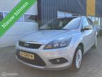 Ford Focus 1.6 Titanium NETTE AUTO!, 47 €/maand, Origineel Nederlands, Te koop, Zilver of Grijs