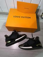 Louis Vuitton sneakers 34.5, Ophalen of Verzenden, Zo goed als nieuw, Sneakers of Gympen