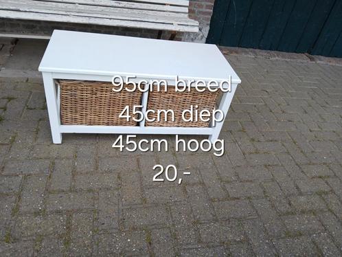 Halkastje, Huis en Inrichting, Tafels | Sidetables, Zo goed als nieuw, 25 tot 50 cm, Rechthoekig, Ophalen
