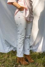 Levi’s 501, Kleding | Dames, Wit, Ophalen of Verzenden, Zo goed als nieuw, W28 - W29 (confectie 36)