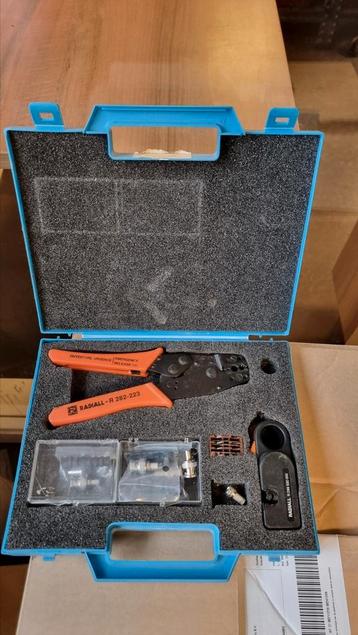 Radiall BNC toolkit beschikbaar voor biedingen