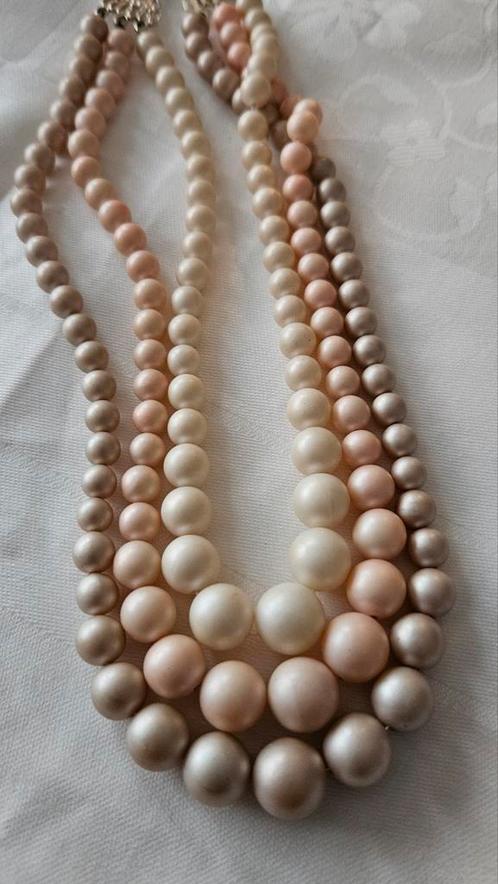 Driestrengse  parelketting, Sieraden, Tassen en Uiterlijk, Kettingen, Zo goed als nieuw, Verzenden