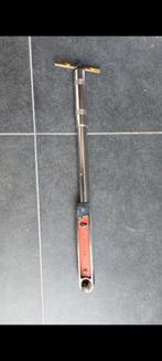 Momentsleutel tbv wielmoeren, Ophalen, Zo goed als nieuw