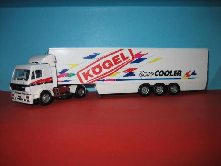 Kogel  Euro-Cooler  MERCEDES met  oplegger  AWM, Hobby en Vrije tijd, Modelauto's | 1:87, Zo goed als nieuw, Bus of Vrachtwagen