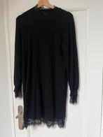 YAS jurk met zwart kant (xl), Verzenden, Zwart, Maat 46/48 (XL) of groter, Zo goed als nieuw