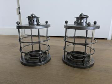 Set van 2 ronde windlichten metaal en glas beschikbaar voor biedingen