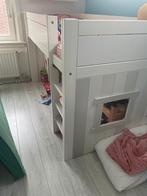 Half hoog slaper met raampje, Kinderen en Baby's, Kinderkamer | Stapelbedden en Hoogslapers, Ophalen, Gebruikt, Halfhoogslaper